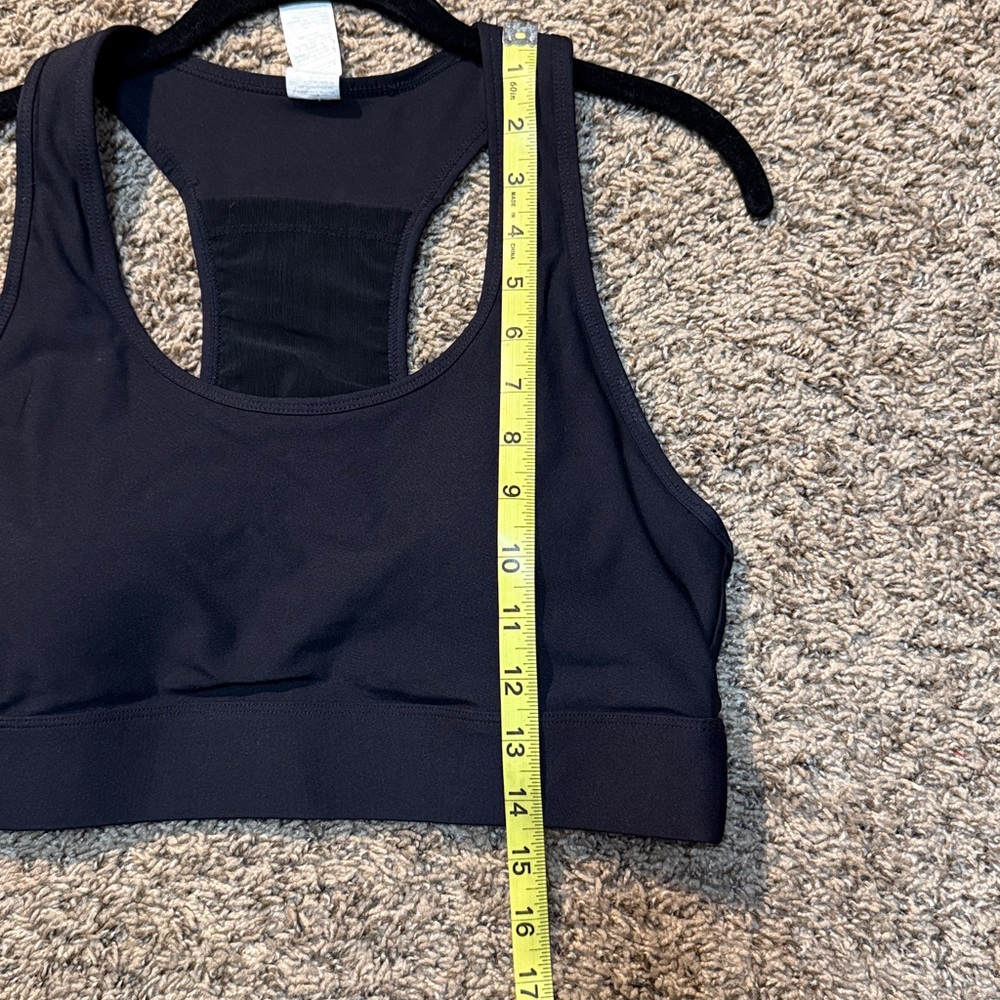 ▪️Fabletics • Black Padded Sports Bra • Women’s Large - Picture 7 of 7